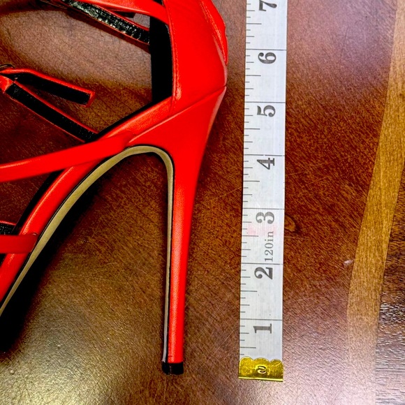 Stunning Giuseppe Zanotti Gladiator Sandals EU 39 NIB - Picture 7 of 9